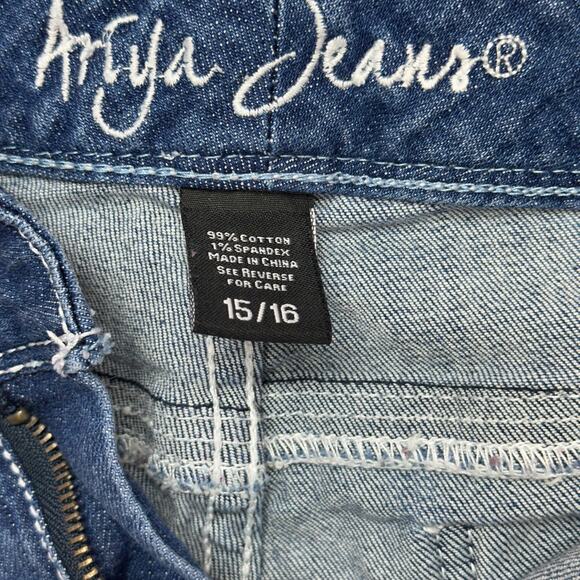 Ariya Jeans Cuffed Pants Women's 15/16 Blue Distressed Denim Lace Detail Raw Hem - Picture 6 of 11